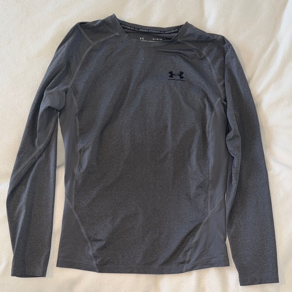 Under Armour Men's Charcoal Long Sleeve Tee